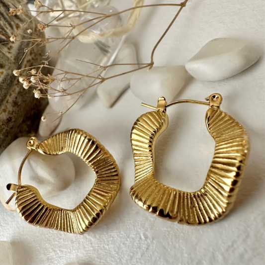 Wavy Gold Hoop Earrings