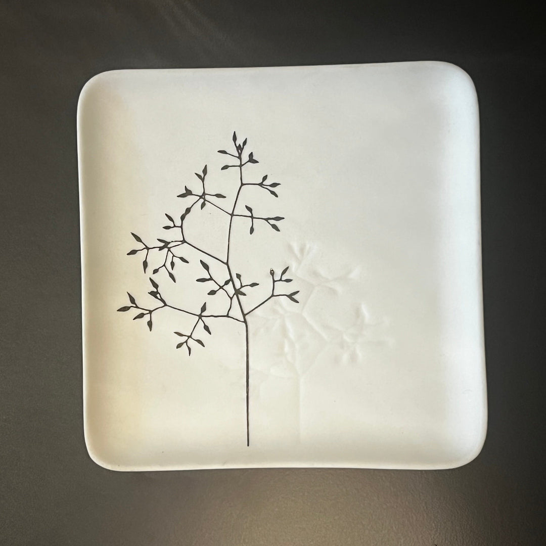 Matte Porcelain Gold Branch Embossed Plate