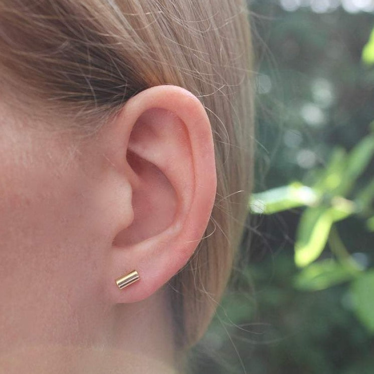 Short Bar Earrings | Gold